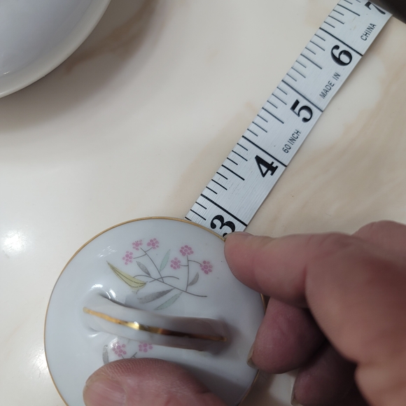 RARE. Bavaria Fine China Sugar and Creamer with Lid. Floral, White with Gold Set - Picture 14 of 16